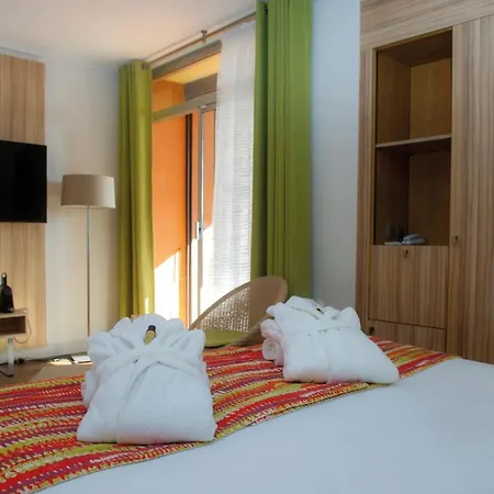 Hotel Bleues Delcloy 3*