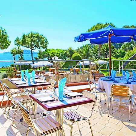 Hotel Bleues Delcloy 3*